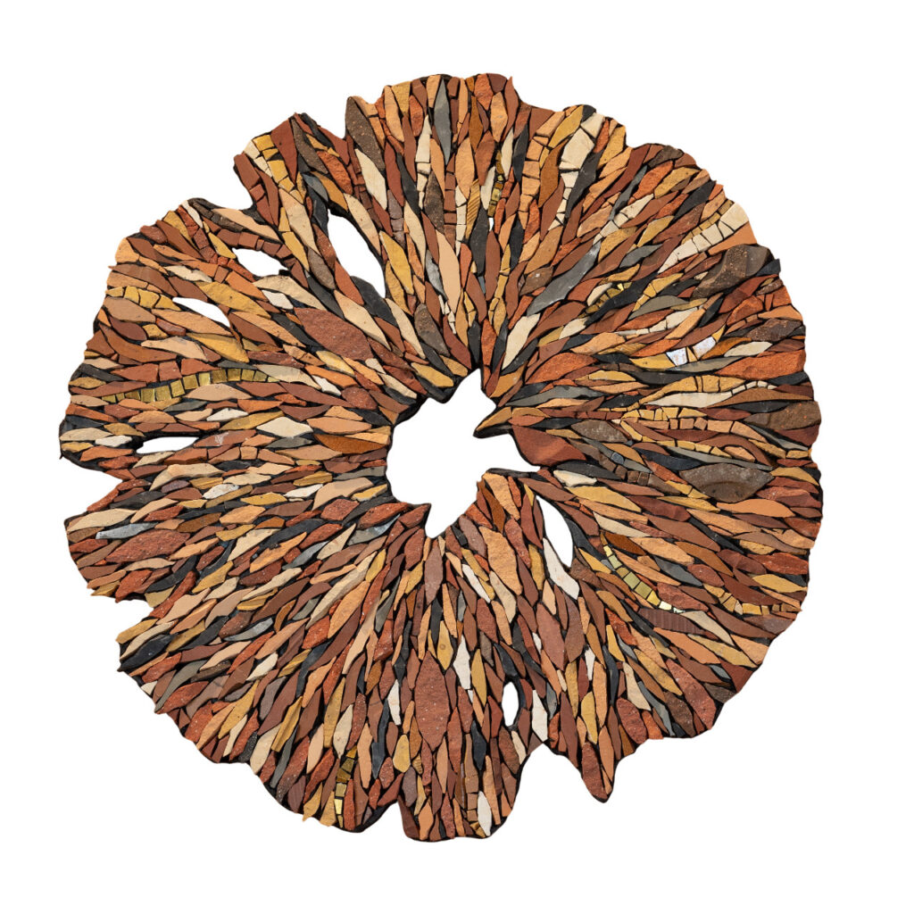 Emma Simon céramiste, coeur de bois